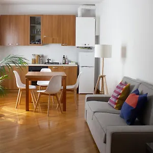 Moderno E Tranquillo Appartamento Piacenza